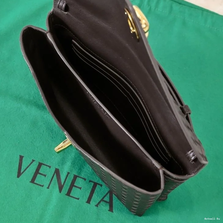 Satchel Snug Veneta 51858 Bottega Bags 0714